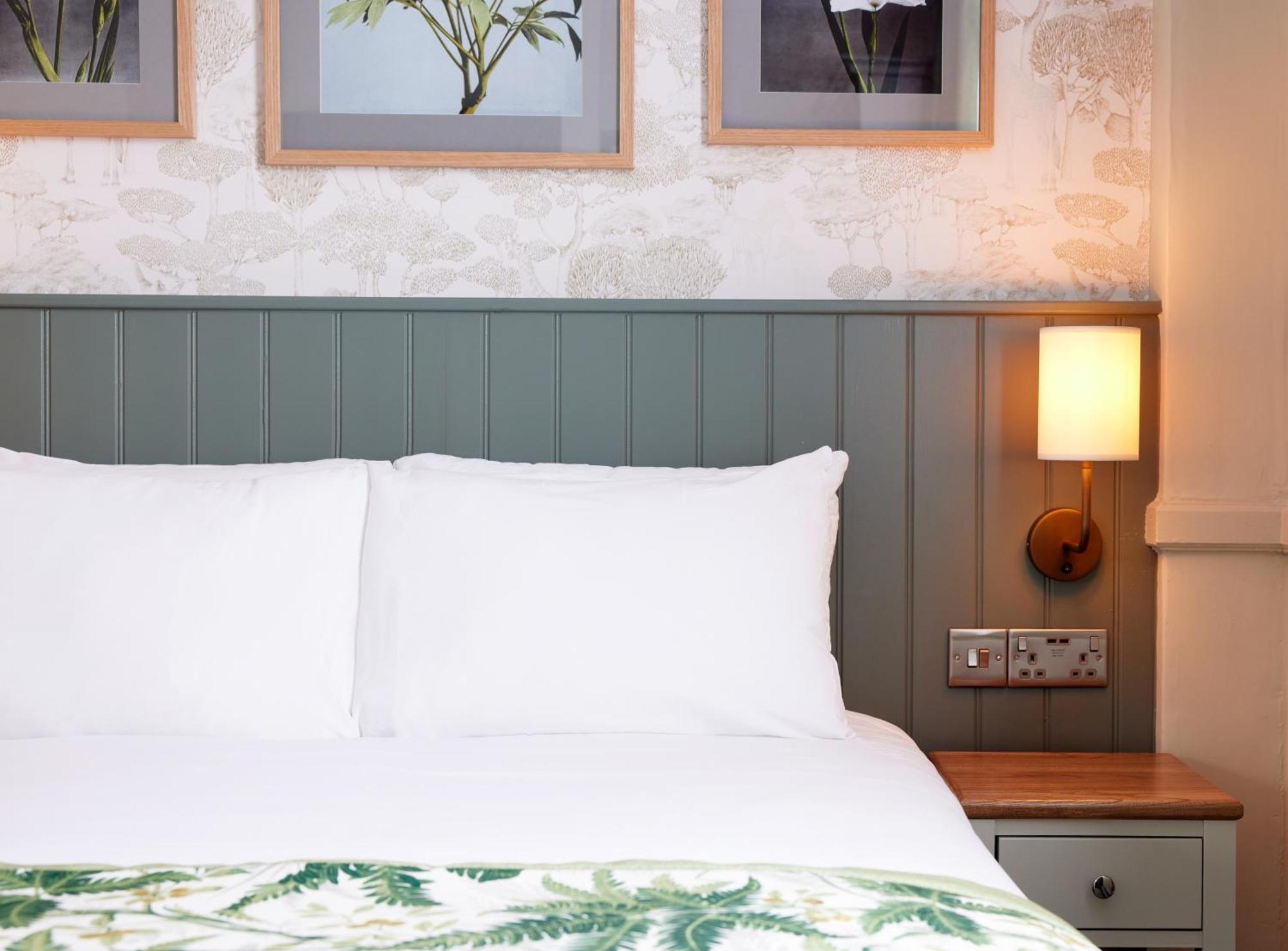 The Kings Head Wroxham By Greene King 3*